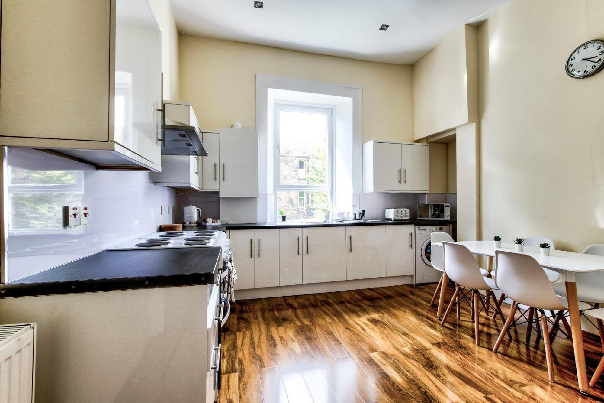 Stunning 5 Bedroom Apt, Close To City Centre, Sec, Hydro And Motorway Glasgow Kültér fotó