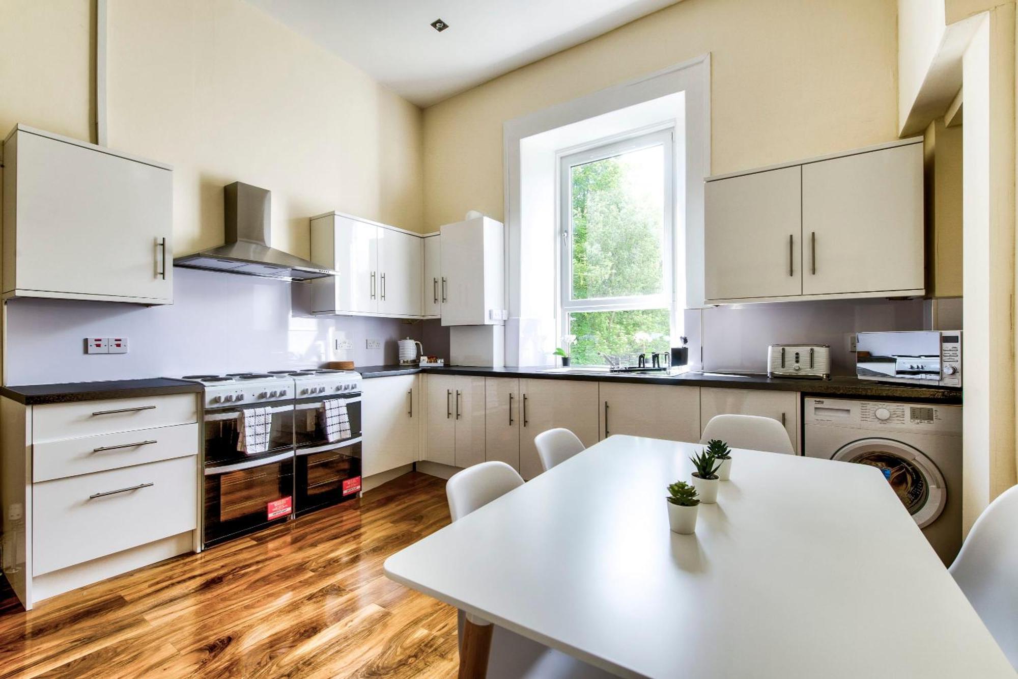 Stunning 5 Bedroom Apt, Close To City Centre, Sec, Hydro And Motorway Glasgow Kültér fotó